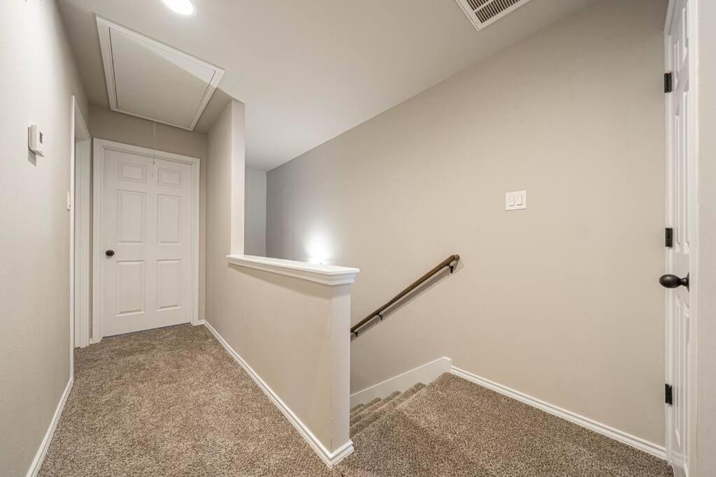 Gorgeous, Brand New 3 Bedrooms Home- Built 2024, Near Seaworld & Lackland Afb San Antonio Exterior foto