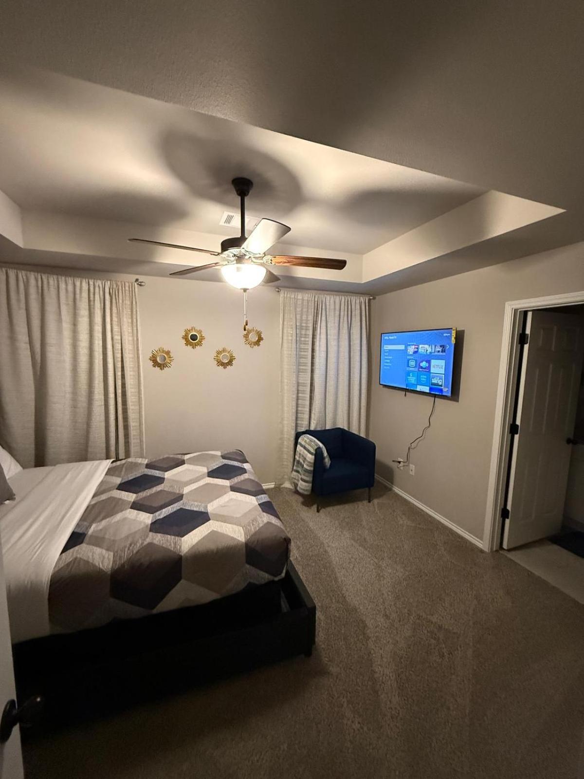 Gorgeous, Brand New 3 Bedrooms Home- Built 2024, Near Seaworld & Lackland Afb San Antonio Exterior foto